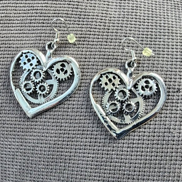 Etsy Steampunk Heart American Cast Pewter Earrings - Picture 1 of 11